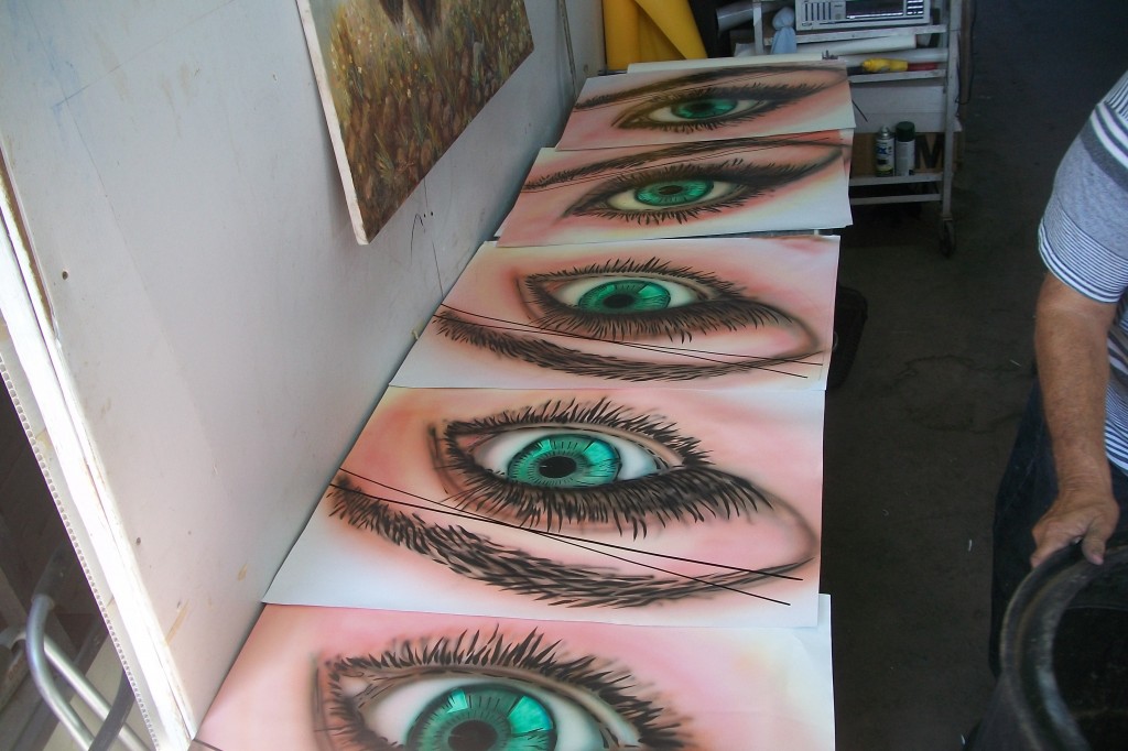 Lynn Burton: Airbrushed eyes